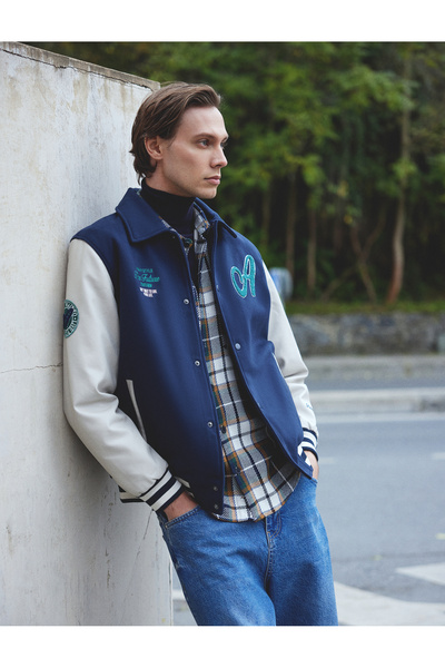 Koton سترة جامعية مطرزة