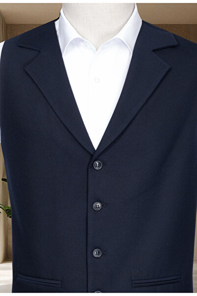 Sergio Ferraro Тъмносин V-образно деколте, прилепваща кройка, класическа мъжка жилетка