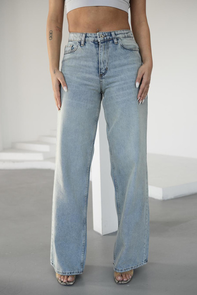 Denim Republic جينز نسائي باللون الأزرق الجليدي بقصة مريحة وخصر عالي