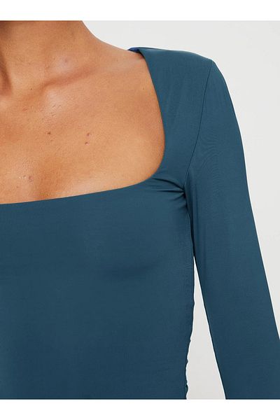 fablair Square Neck Long Sleeve Crop Blouse – Stretch Fabric, Modern Style