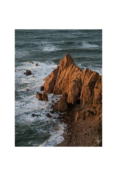 OEM Tablou Canvas, "Ape sarate la stanci ascutite", Stanci, Apus, Ocean, Valuri, Natura, Coasta, Peisaj,