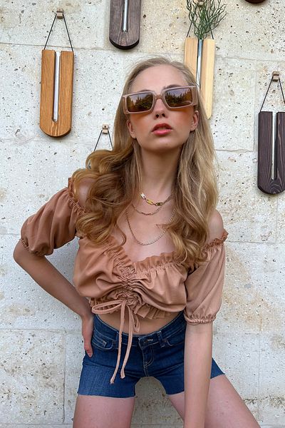 VAGGON Balloon Sleeve Crop Blouse with Gathered Tie Front