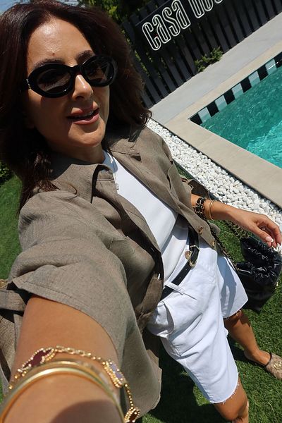 Özge Özgenç 100% Linen Oversize Sleeves Shirt with Belt Detail