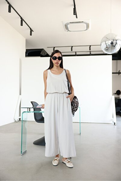 Özge Özgenç Modal Jumpsuit with Thick Straps and Elastic Waist