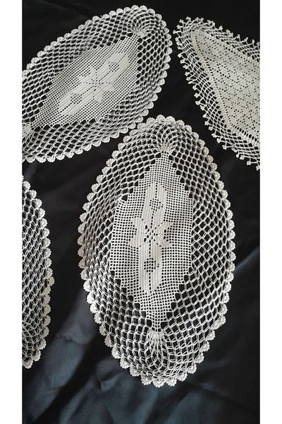 Papatyam Hand Knitted Crochet 4 Pieces (30X17 cm) Coffee Table Cover Lace/Handmade Dowry Lace/Floss Thread