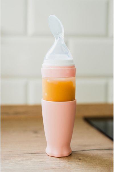 BabySnugg Babysnugg Silicone Spoon with Reservoir, BPA Free, Portable, Pink