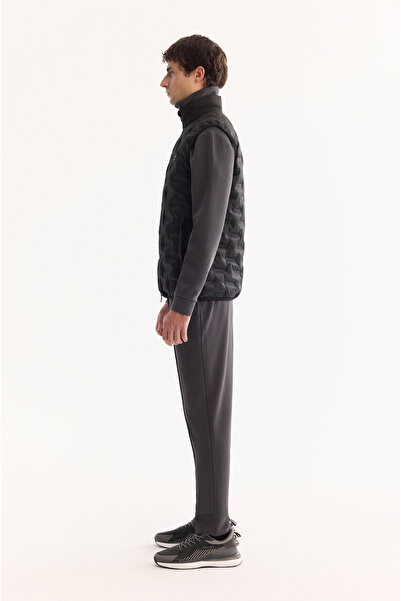 Avva Erkek Siyah Dik Yaka Su İtici Rüzgar Geçirmez Hafif Şişme Comfort Fit Yelek A52Y6583