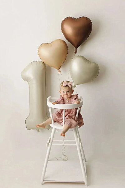 Baloncu Dükkanı 1 Yaş Kalpli Doğum Günü Seti