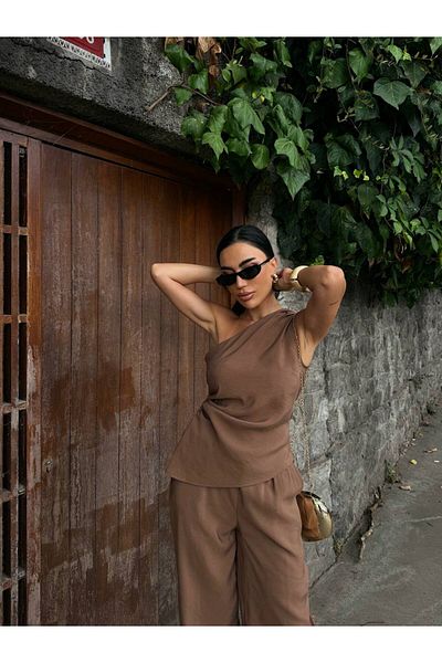 Rabury Butik Adrea One Sleeve Shoulder Blouse Palazzo Pants Set