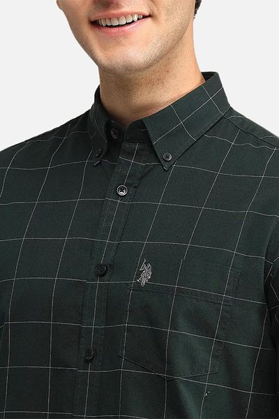U.S. Polo Assn. Men's Green Tailored Fit Checkered Casual Shirt