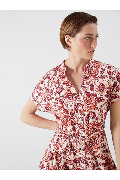 LC Waikiki Quality Parts from Celebi Store |   Orange Scoop Neck Floral Pleated Dress