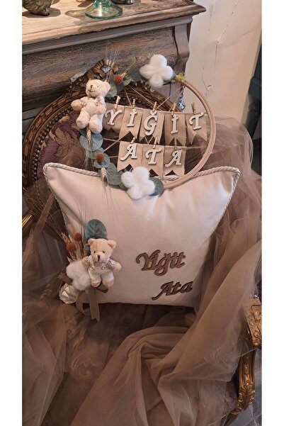 artsondekorasyon İsme Özel Bebek Kapı Süsü ve Takı Yastığı Seti