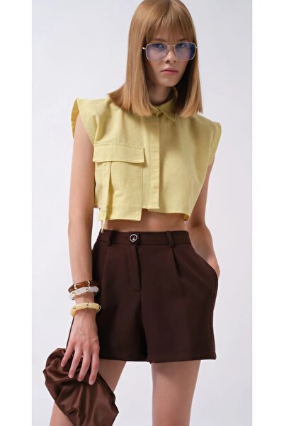 HİLALAKSESUAR10 CEP DETAYLI KOLSUZ KISA SARI GÖMLEK