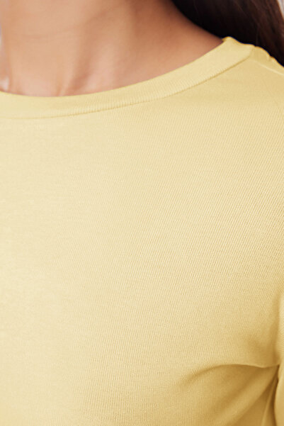 Trendyol Collection Yellow Premium Viscose Crew Neck Crop Stretchy Knitted Blouse Twoaw24Bz00116