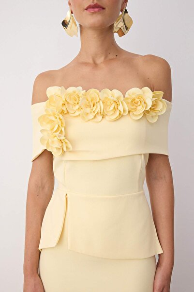 Trendyol Collection Žlutý Carmen Collar Finike Maxi Stylové večerní šaty Noční šaty TPRSS25AE00196