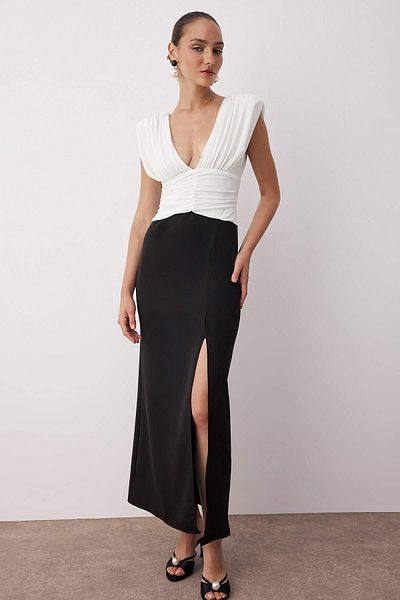Trendyol Collection Black-White Color Block Maxi Size Dress Tprss25El00315