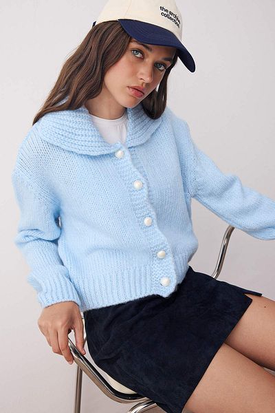 Trendyol Collection Blue Oversize/Wide Fit Crop Knitwear Cardigan Twoaw26Hi00179
