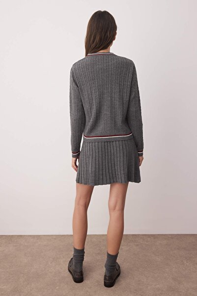 Trendyol Collection Anthracite Soft Texture Premium Yarn/Special Yarn Cardigan-Blouse-Skirt Knitwear Suit Twoaw26Au00015