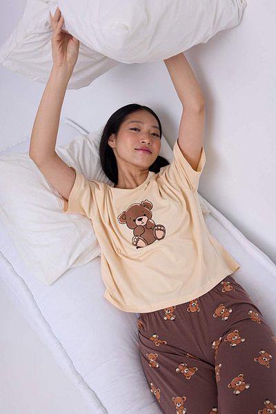 Trendyol Collection Teen Beige-Multicolor Cotton Teddy Bear Printed Lycra Knitted Pajama Set Thmaw26Pt00076