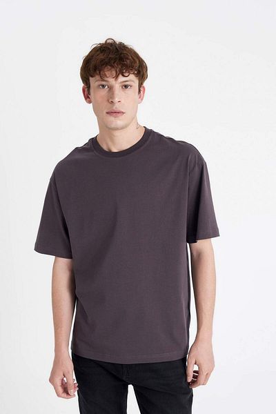 DeFacto Boxy Fit Crew Neck Basic Solid Short Sleeve T-Shirt D5071Ax24Hs