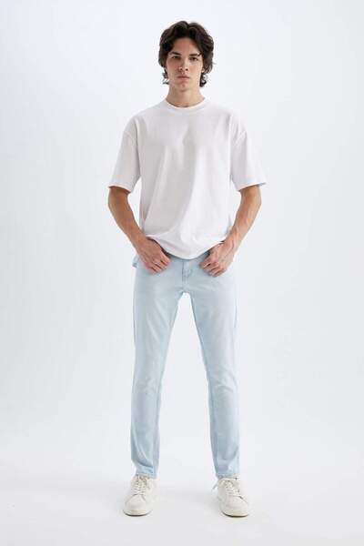 DeFacto Брюки Pedro Slim Fit джинсові вузького крою з нормальною талією D1818AX24SM