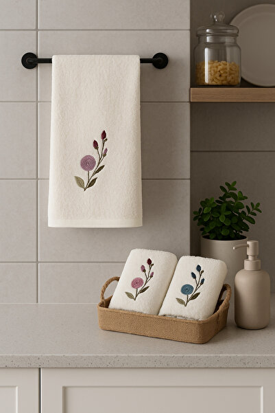 AYHANHOME Hasır Sepette Çiçek Desenli 3'lü Çeyizlik Hediyelik 30x50 Mutfak Havlu Seti