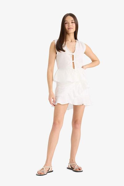 DeFacto Flounced Basic Plain Linen Mini Skirt C8847Ax24Sm