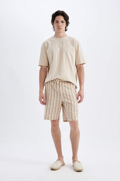 DeFacto Bermudashorts mit normaler Passform D4505AX24HS