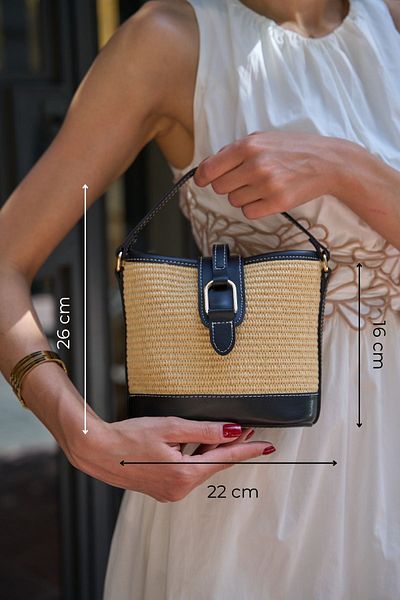 Madamra Black Straw Women's Modern Design Buckle Hand and Shoulder Bag