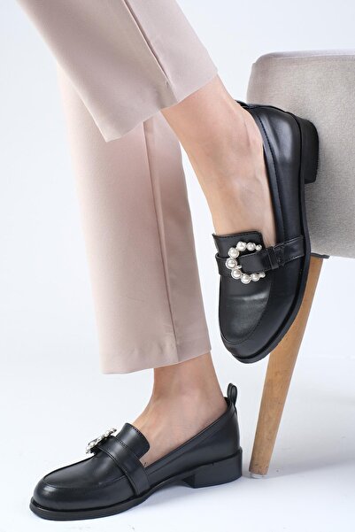 Mio Gusto Черни дамски ежедневни обувки с перла и капси