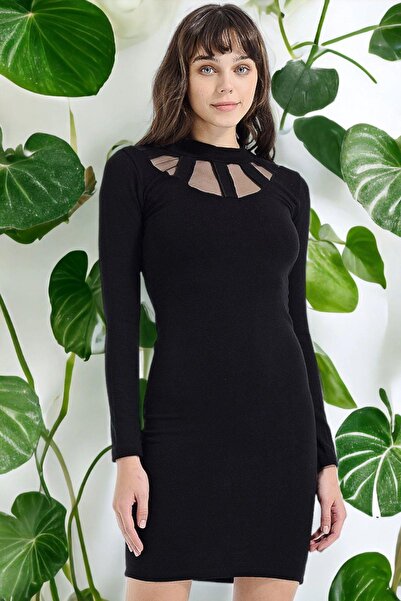 NEW LAVİVA Γυναικεία μαύρη στρογγυλή λαιμόκοψη, μακρυμάνικο, λεπτομέρεια παρα...