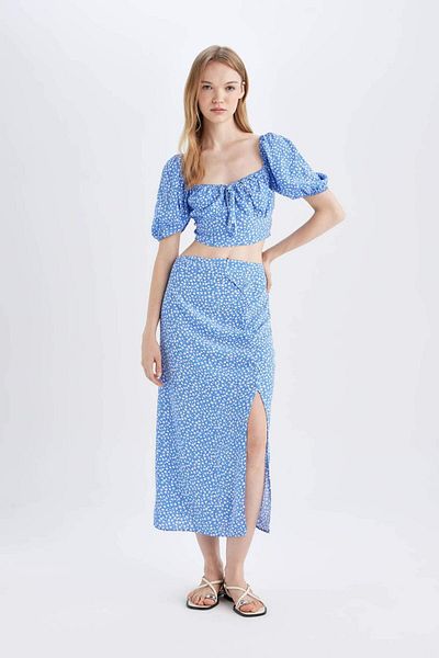 DeFacto Fitted Round Neck Printed Maroccan Short Sleeve Blouse D0911AX24SM