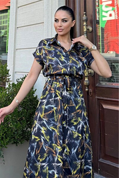 NEW LAVİVA Kadın Siyah Desenli, Yarım Kol Ve Yarım Patlı Gömlek Yaka, Beli Lastikli, Salaş Uzun Saten Elbise