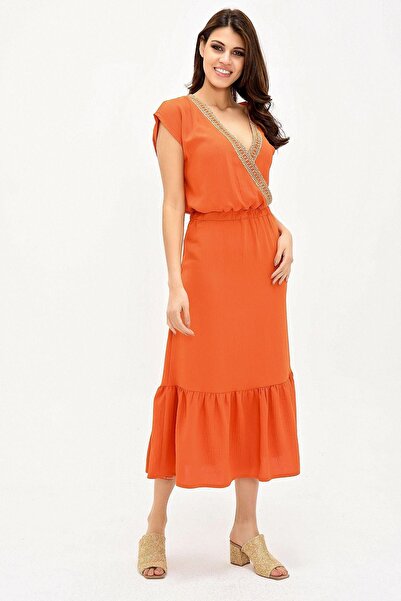 NEW LAVİVA Kadın Turuncu Kruvaze Hasır Detaylı Kısa Kollu Regular Kesim Maksi Boy, Uzun Rahat Ve Günlük Elbise