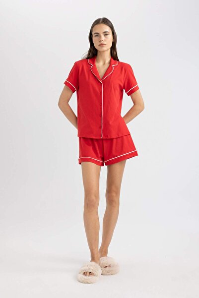 DeFacto Pijama Takım Regular Fit Kısa Kollu Üst Şort-Fall in Love B8679AX24SM