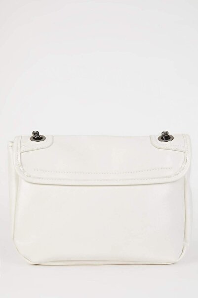 DeFacto Kadın Toka Detaylı Suni Deri Omuz Çantası B9351AXNS