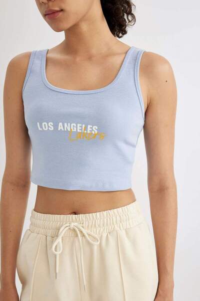 DeFacto DeFactoFit NBA Los Angeles Lakers Cropped Fit Bisiklet Yaka Ribana Atlet C4914AX24SM