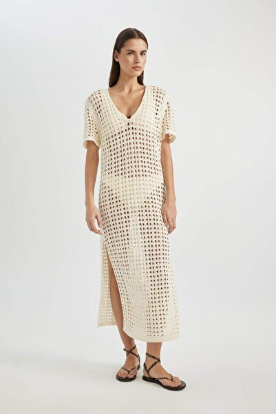 DeFacto V Yaka Kısa Kollu Triko Örgü Plaj Elbisesi-Fall in Love C6138AX24SM