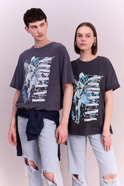 DeFacto Nirvana Oversize Wide Fit Crew Neck Short Sleeve Washed Faded Effect T-Shirt C3768Ax24Sm
