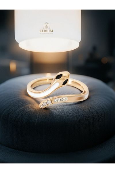 ZERİUM Elegant Snake Detailed Gold Ring