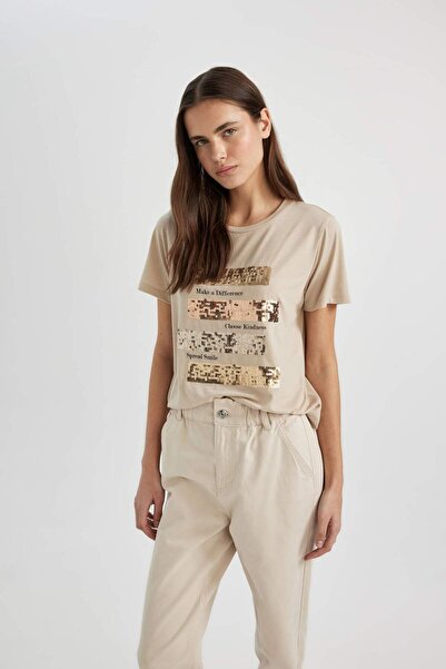 DeFacto Regular Fit Crew nyakú rövid ujjú póló C4060AX24SP