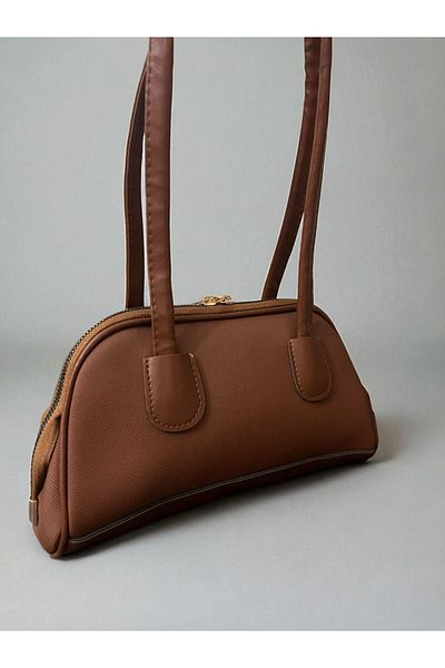 CELESTIAL COLLECTION Veny Tan Color Baguette Gold Zipper Bag (En 25 - Boy 14 - Aski 20)