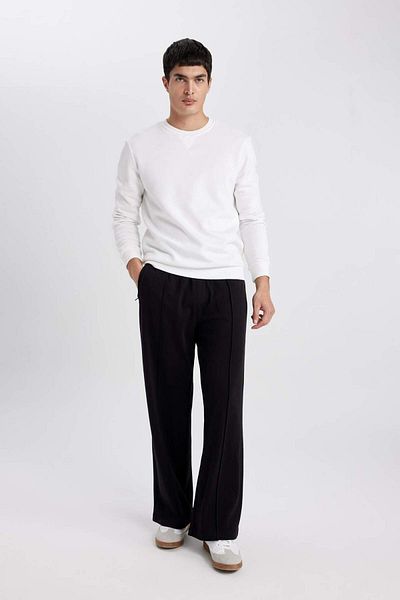 DeFacto Relax Fit Slim Jogginghose mit weitem, lockerem Bein und Taschen B4934AX24SP