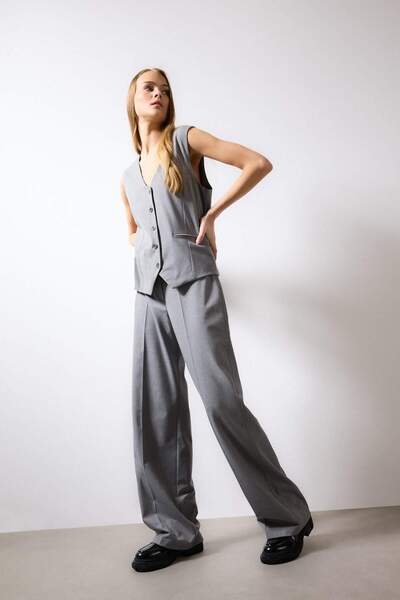 DeFacto Klasik Pantolon Basic Düz Wide Leg Geniş Bol Paça Yüksek Bel Standart Boy B7495AX24SP