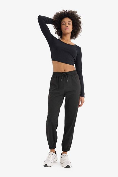DeFacto Jogger-Jogginghose mit Standard-Passform – Doppeltasche A4557ax24sp