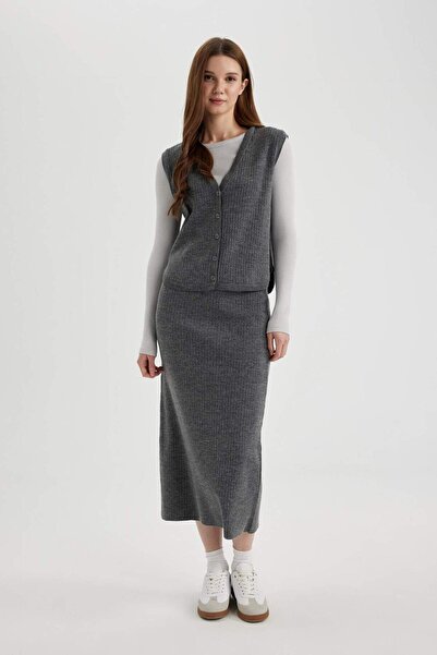 DeFacto Maxi sukně Regular Fit Knitwear C1705AX24SP