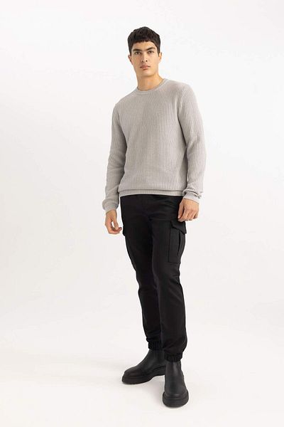 DeFacto Standard Fit Regular Cut Crew Neck Basic Plain Knitwear Sweater B9707Ax24Sp