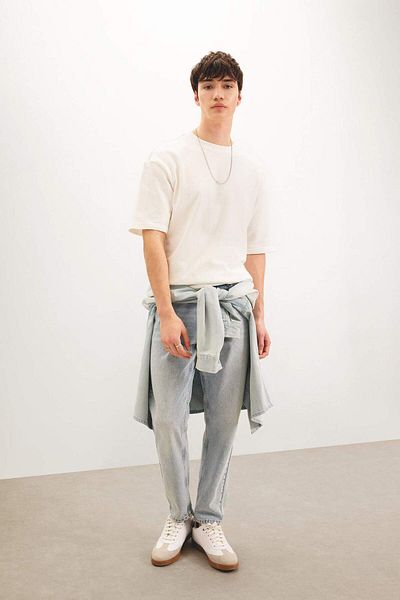 DeFacto 100% Cotton Comfort Regular Fit Comfortable Fit Crew Neck Printed Short Sleeve T-Shirt B5909Ax24Sp