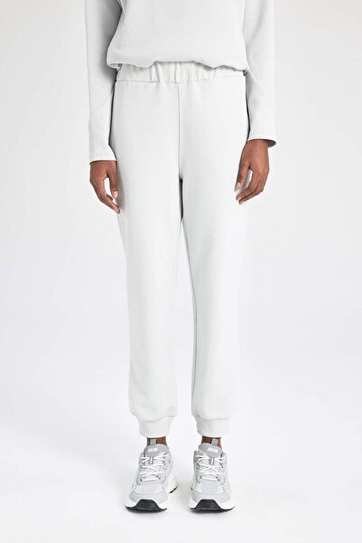 DeFacto DeFactoFit Jogger İnce Eşofman Altı Standart Fit Cepli Esnek Paça Skuba Dalgıç Kumaş Basic Düz C2294