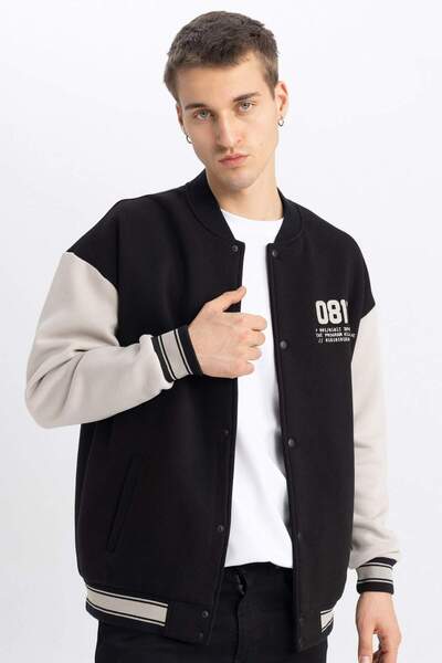 DeFacto Cardigan bomber oversize cu formă largă, cu guler de colegiu, imprimat, cu închidere cu capse, buzunar, moale, cu blană, A5018AX